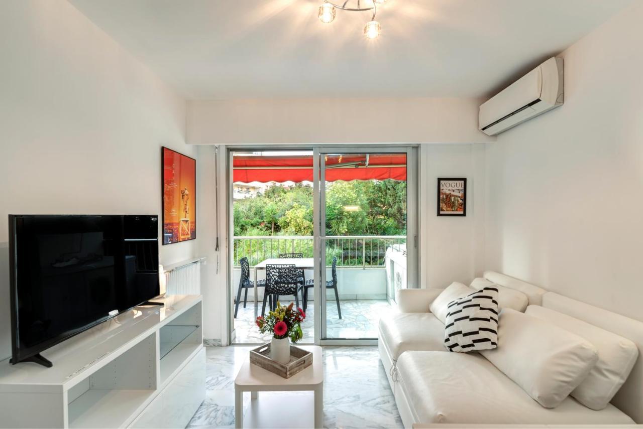 Appartement 2 Pieces Au Calme Proche Martinez Avec Parking Prive Cannes Kültér fotó